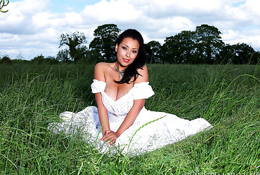 Field of Dreams.. Danica Collins posing outdoors in loose cotton dress and stockings - Photo #7