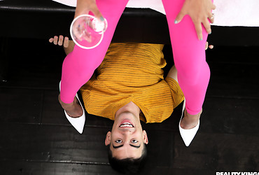 Hide And Peep - Photo #4