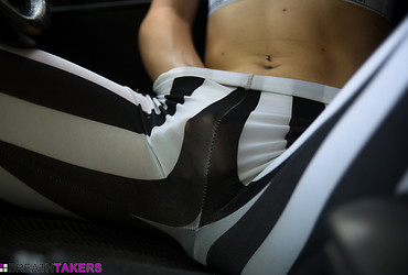 Chloe Toy - Over-Heated - Photo #12