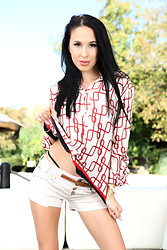 Alyssa Bounty Hot Legs - Photo #1