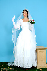 Bryoni-Kate - Bridal Babe - Photo #1