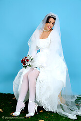Bryoni-Kate - Bridal Babe - Photo #3