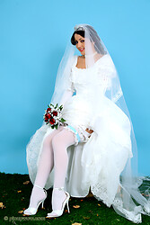Bryoni-Kate - Bridal Babe - Photo #5