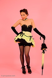 Petra - Brolly Burlesque - Photo #3