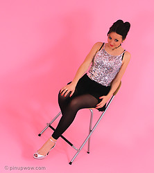 Rachael - Silver Sensation - Photo #2