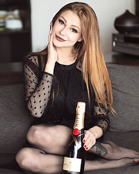 Katerina Soria in pantyhose #02 - Photo #9