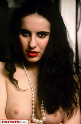 Classic hot brunette gets a pearl necklace from horny man - Photo #9