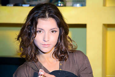 Presenting Divina - Divina A - Photo #2