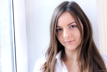 Autumn Rose - Rebeka Ruby - Photo #2