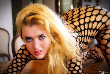 Secret Toy 1 - Helen A - Photo #9