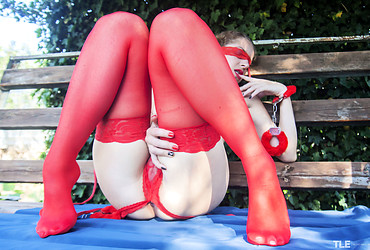 Red Hot - Mika A - Photo #5