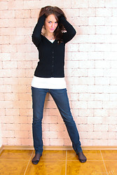 Milana - Brick Wall - Milana F - Photo #1