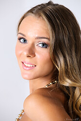 Charming Suntan - Katie A - Photo #5
