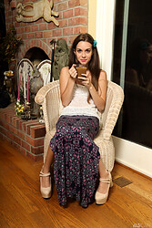 Cane and Candle - Tali Dova - Photo #1