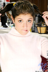 Bailey - Yellow - Photo #1