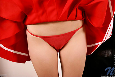 Red - Photo #5