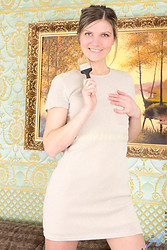 Agatha - She Prefers To Play - Photo #4