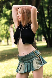 True Miniskirt 1 - Photo #2