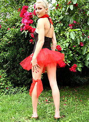 Pinky June photos #03 - Photo #5