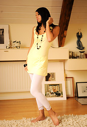 Sasha B Girlfolio 006 - Photo #1