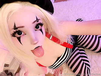 Rynkerbelle - Sexy French Mime - Photo #2
