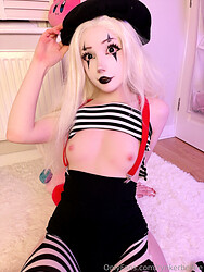 Rynkerbelle - Sexy French Mime - Photo #11