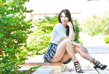 Carrie : Between Her Legs - Photo #6