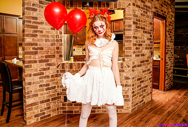 Codey Steele, Scarlet Skies - Stop Clowning Around Stepsis - S18:E9 - Photo #2