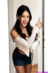 Carolina Guerrero, Stanley Johnson - I Saw Your Cock Stepbro - S30:E10 - Photo #1