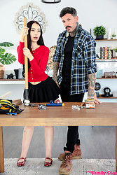 Dolly Paige, Mike Hardy - How To Properly Use Stepdads Tool - S2:E4 - Photo #3