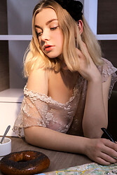 Daniel Sea - Deryn - Photo #1