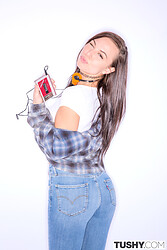 Aidra Fox - Blue Jeans - Photo #4
