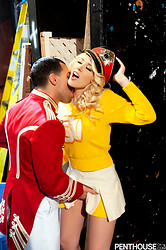 Kagney slides that pompom skirt up for her hunky college cutie - Photo #2