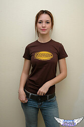 Amy Spunky spreads her legs while sitting on her bedroom floor - Photo #2