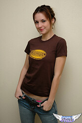 Amy Spunky spreads her legs while sitting on her bedroom floor - Photo #19