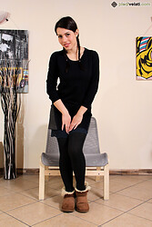 Petra stretches those toned legs and peels down her nylon pantyhose - Photo #3