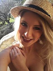 Jess Davies selfies - Photo #17