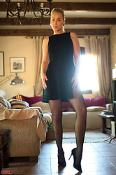 Aston Wilde slips off her power suit and gets down to the good stuff - Photo #2