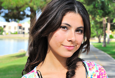 Eliana : In Beautiful Color - Photo #8