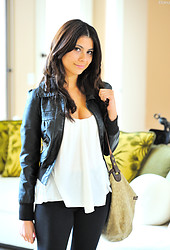 Eliana : Her First Time Strip - Photo #3