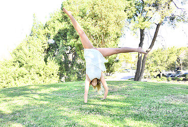 Zoey : Perky & Perfect - Photo #14