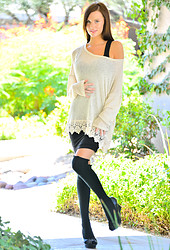Jayden : Curvaceous In Black - Photo #1