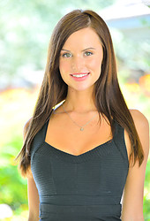 Jayden : Curvaceous In Black - Photo #4