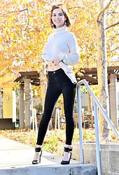 Pepper : Sweater Weather - Photo #4