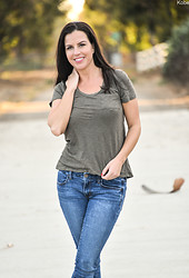 Kobe : Outdoor Stunner pt2 - Photo #16