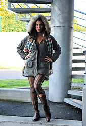 Roxy : Braving The Cold - Photo #11