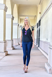 Lexi : Jeans - Photo #4