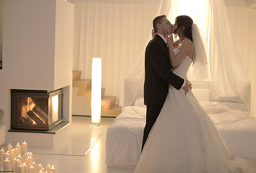 Marry Me Caprice - Photo #4
