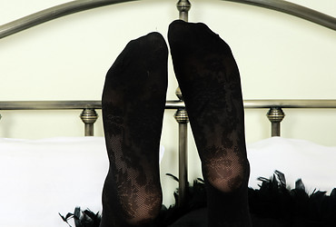 Fancy foot show off! - Photo #10