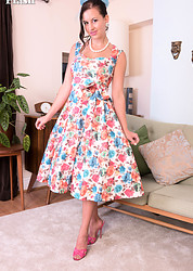 Dip deeply, darling! - Photo #2